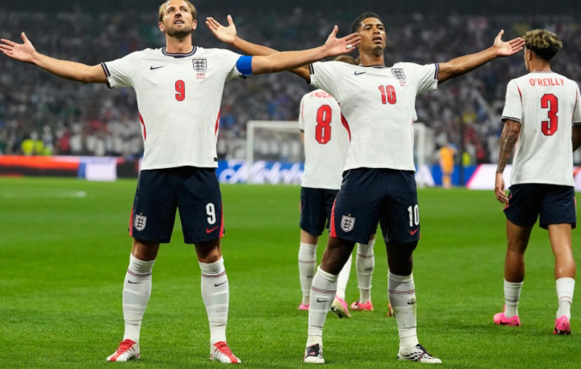 英格兰在本场世界杯3-2险胜墨西哥，成功挺进八强。数据统计显示，英格兰在单届世界