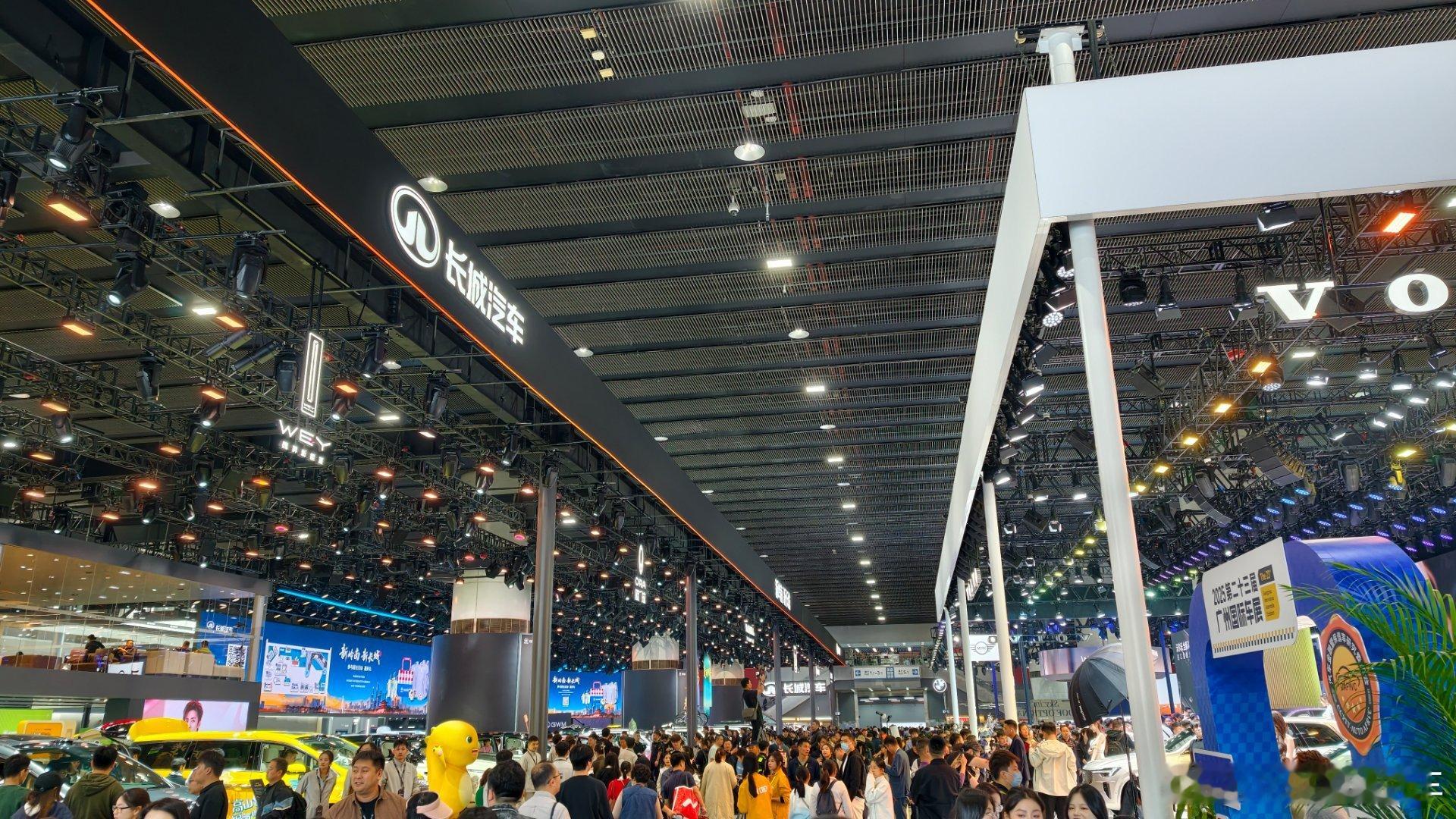 还有谁在车展呀