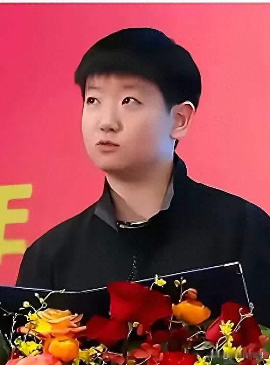不止冠军才配进教材，读懂孙颖莎身上的“进行时”