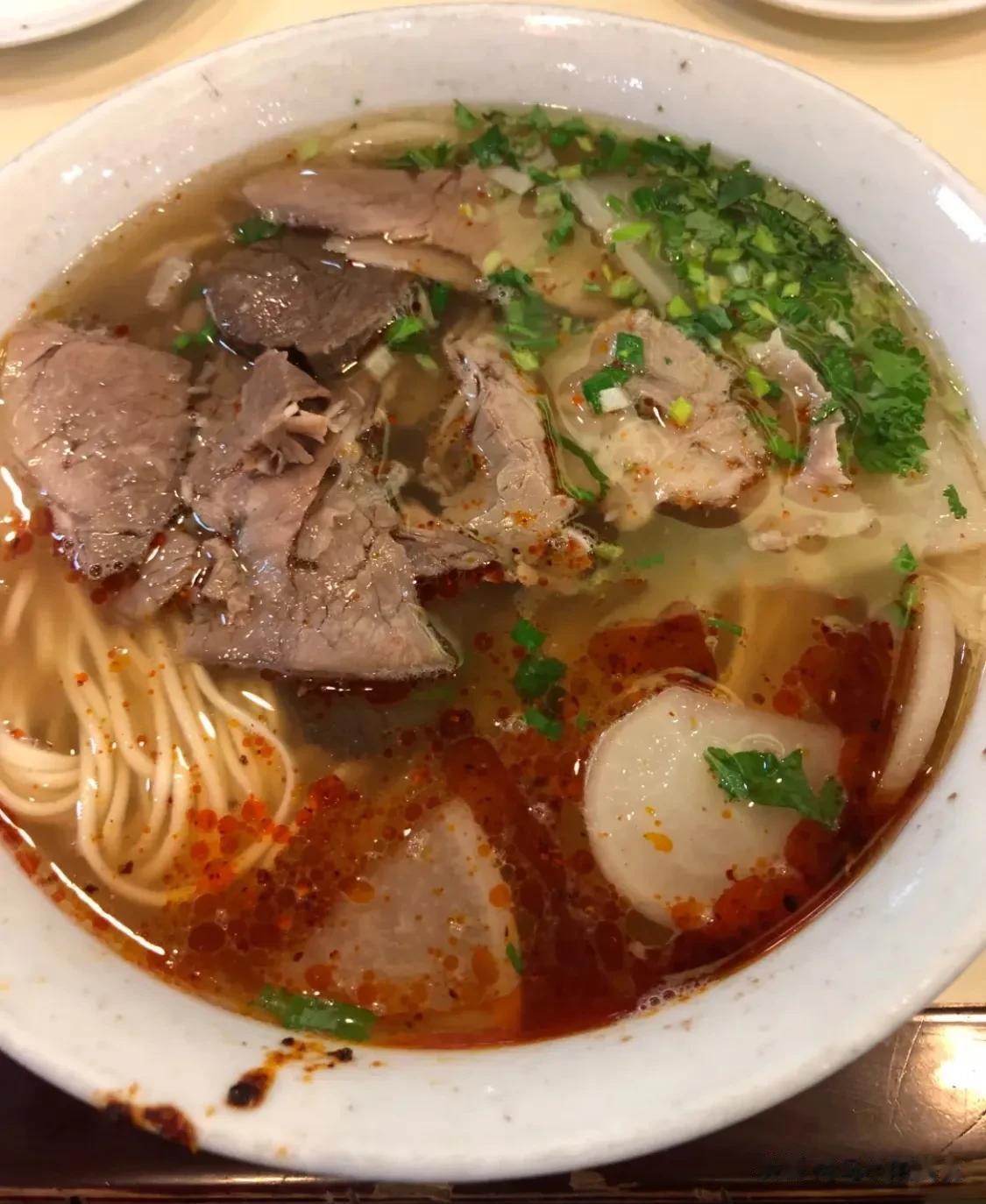  苏氏牛肉面可以免费加面了吗？这一点来说真的好评，今天天气冷中午和同事在劳动街办
