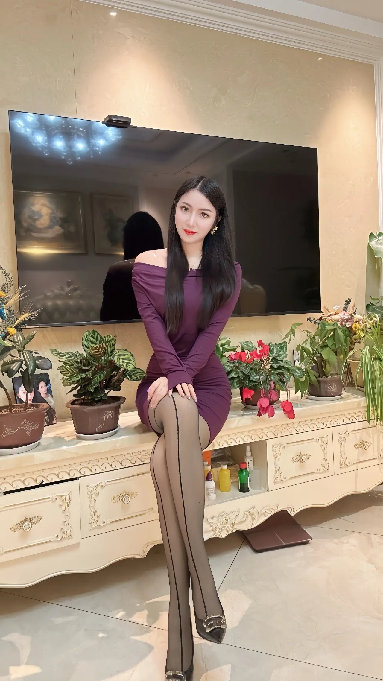 你终会明白，前途比爱重要，但你也会明白，对的人，会站在你的前途里