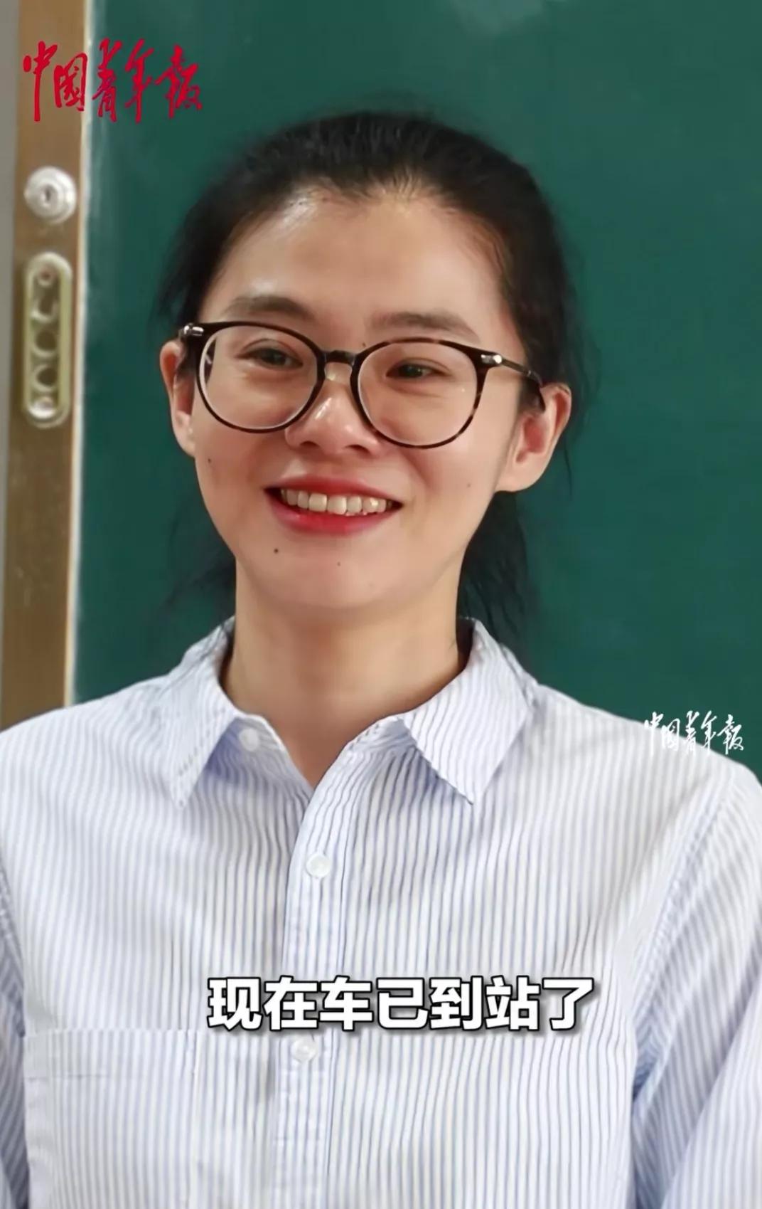 泪目！高三最后一课，老师深情寄语：车已到站，老师需要原路返回，但你们需要远走高飞