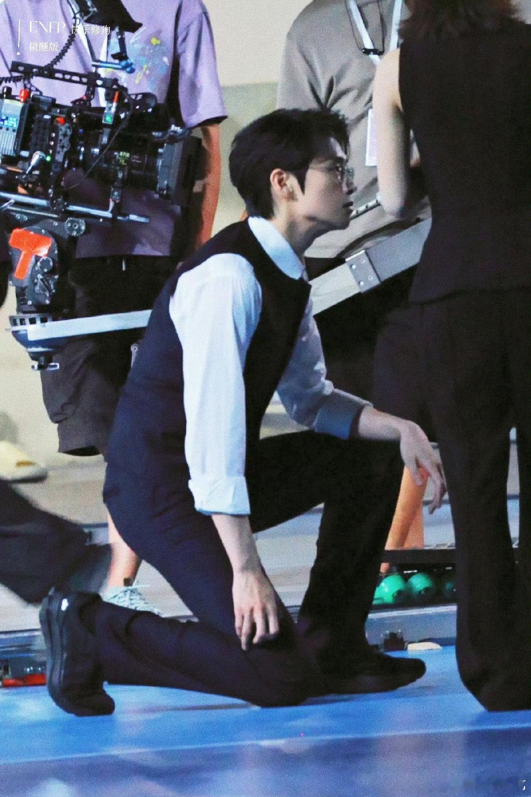 魏大勋汪铎减肥一个比一个狠 男艺人控制体重的狠度惊到我了！魏大勋忍美食防水肿，汪