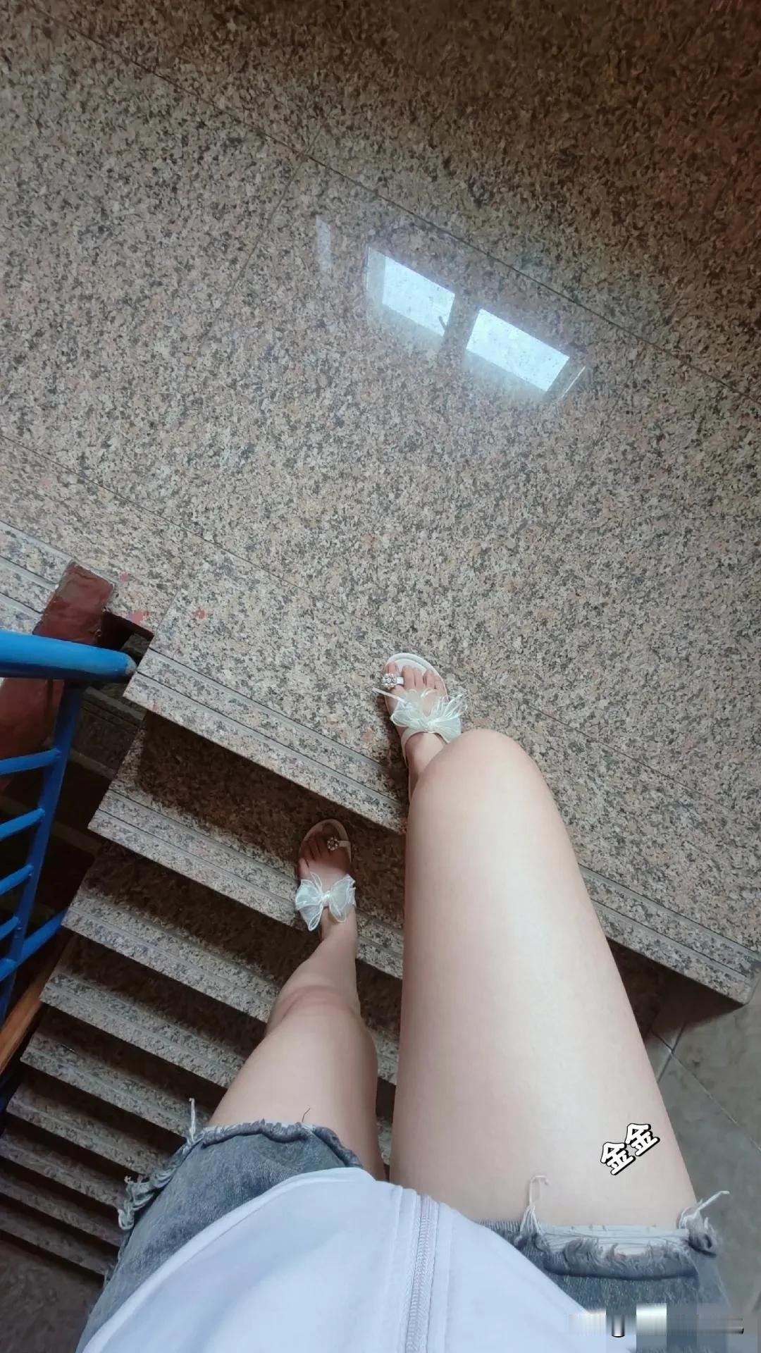 开始上班了