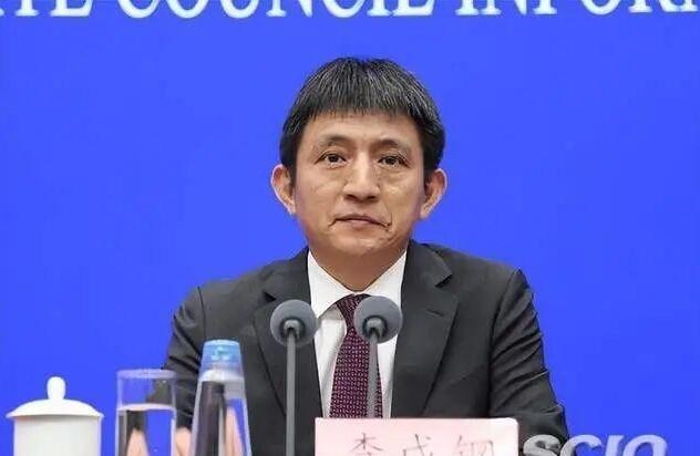 中国的“对美贸易战”阵容，10月20日完成“王炸”级重组！李成钢被免去WTO职务