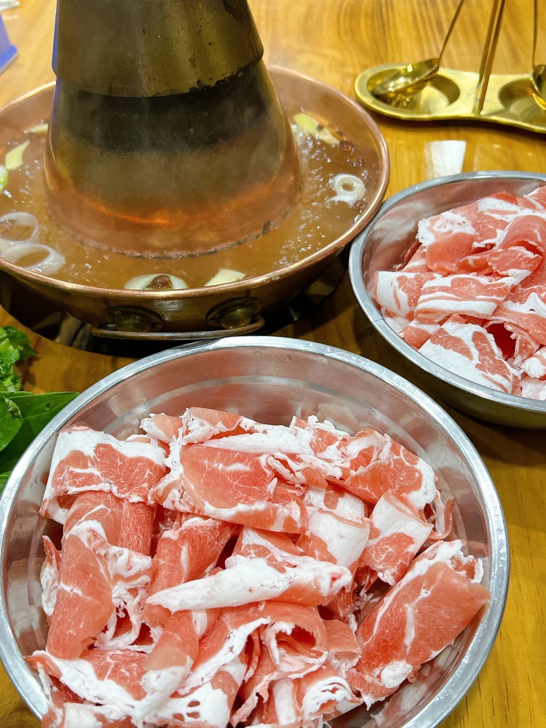 东营羊肉按盆上的火锅店‼️每一口都连连叫好