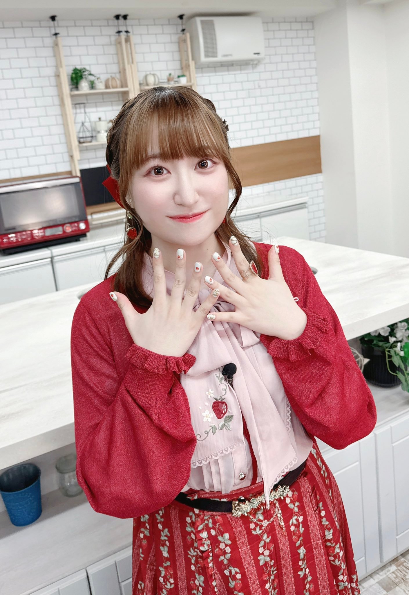 高尾奏音