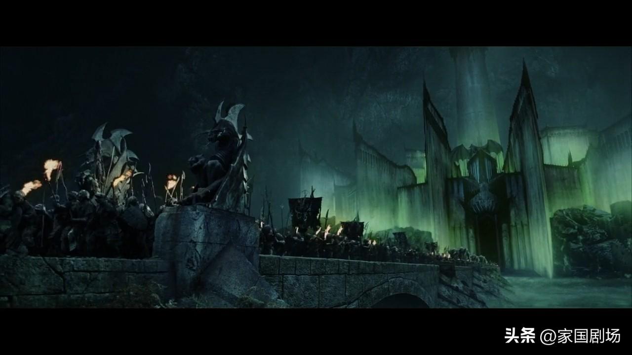 美国现在调兵遣将的架势，简直跟索伦出兵攻打米纳斯提利斯的魔多大军一样。
    