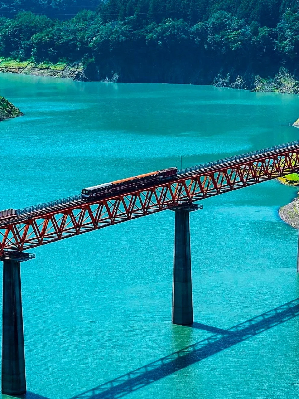 浮在湖上的秘境车站🚋邂逅满眼Tiffany蓝🌊