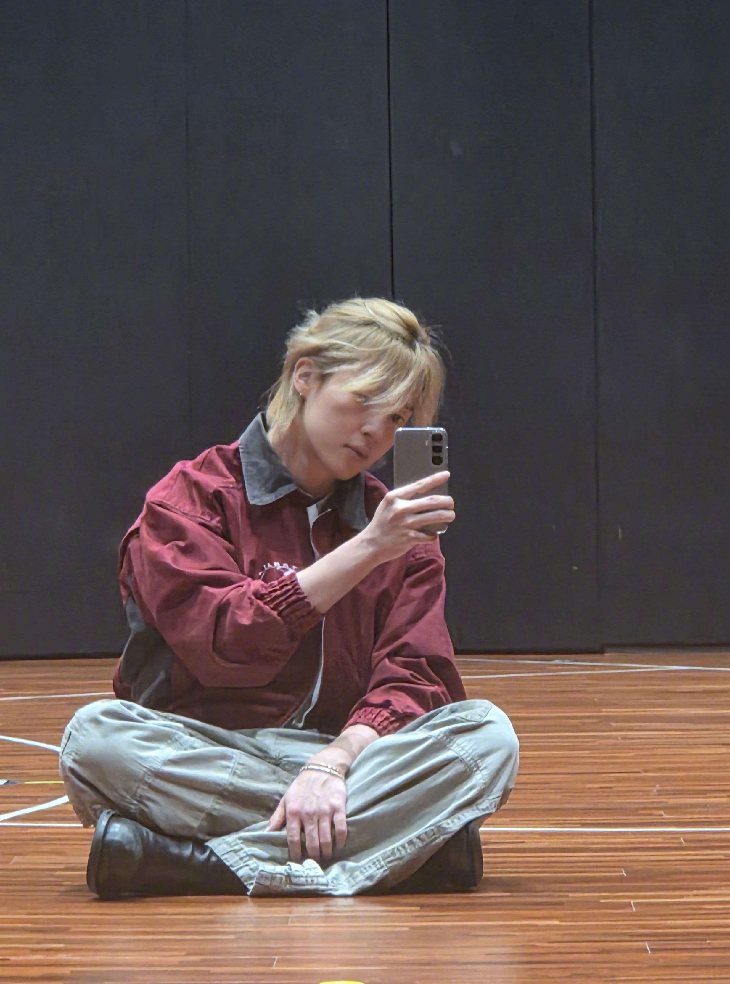 【Theqoo】防弹少年团朴智旻Weverse更新："各位阿米，距离专辑公开已经