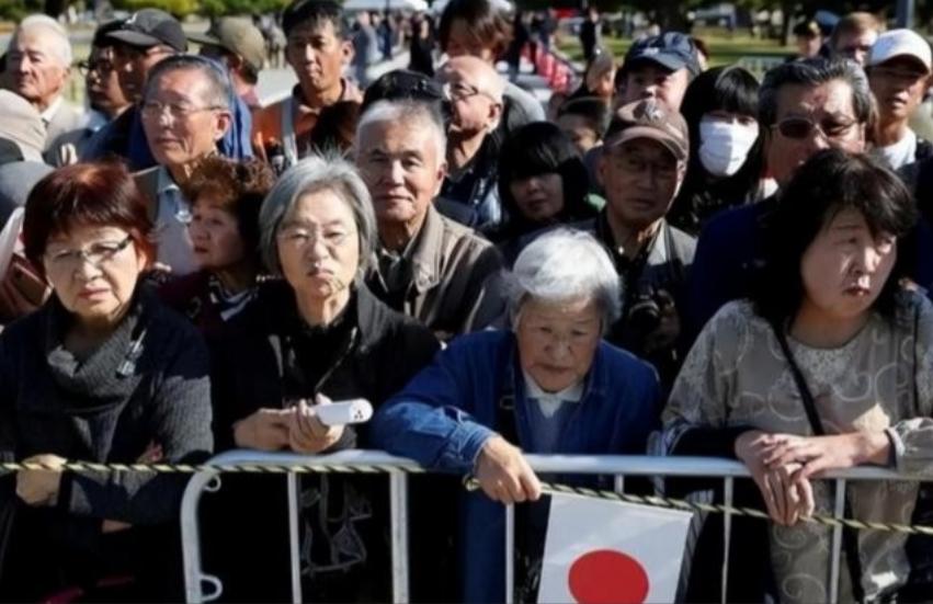 日本首相这么多，凭什么高市早苗这么激进！支持率却是最高的！
.
近日，中日关系因
