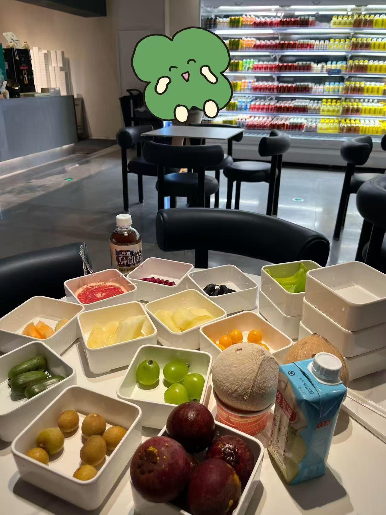 初体验北方洗浴太惊艳！金碧辉煌像闯进奢华会所，搓澡巾搓出满手泥超解压，休息区躺平