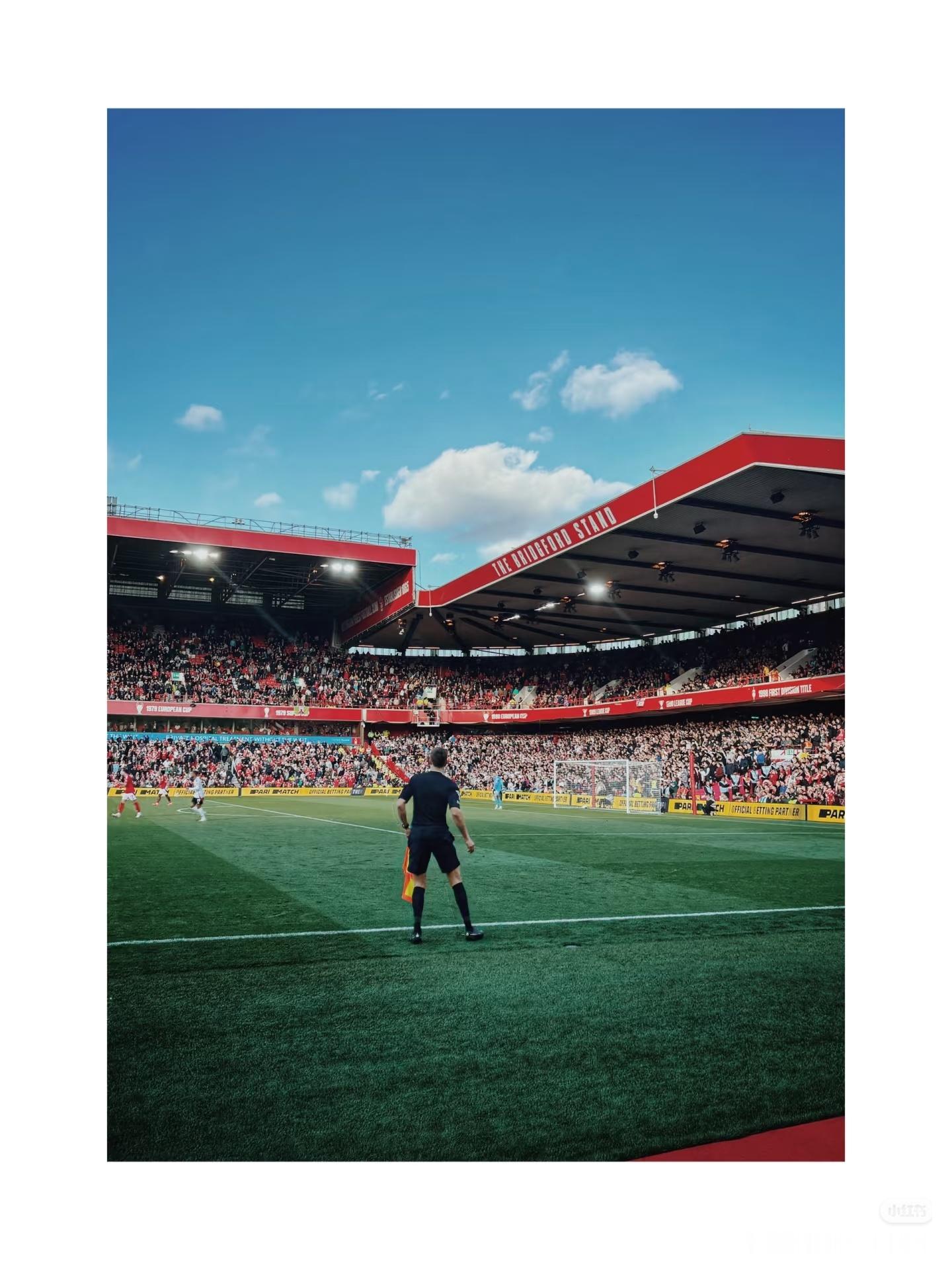 富勒姆vs诺丁汉森林！再度遭遇绝对克星，森林能否打破魔咒？深夜的克拉文农场球场，