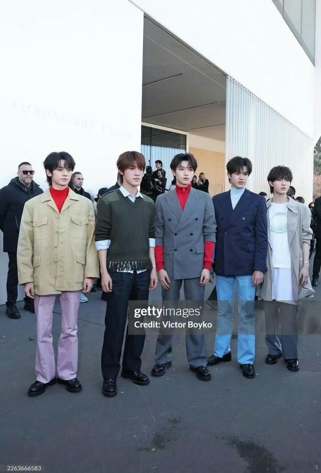 登陆少年全员g社生图g社给登陆少年拍的生图登陆少年全员g社生图，不错不错， 