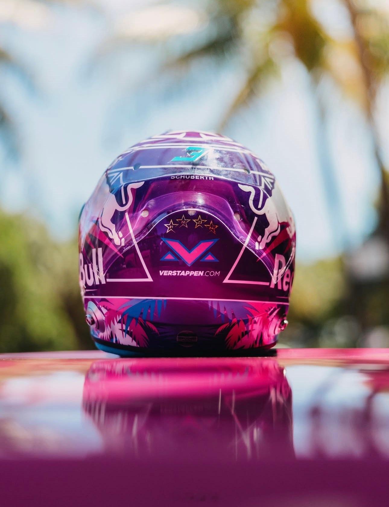 不会这周红牛是小粉车吧维斯塔潘F12026f1迈阿密大奖赛