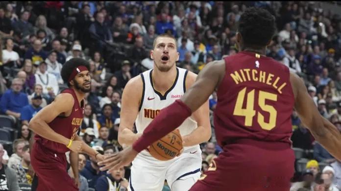 明日10场比赛预告🎬8:00 9连胜黄蜂vs活塞9:00 老鹰vs森林狼10: