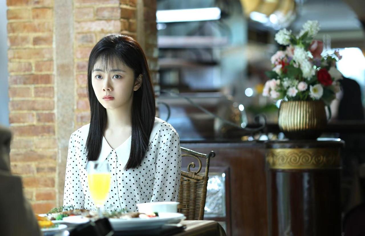 来看看谭松韵工作室发的松韵吧谭松韵我的山与海 @谭松韵工作室 @谭松韵seven