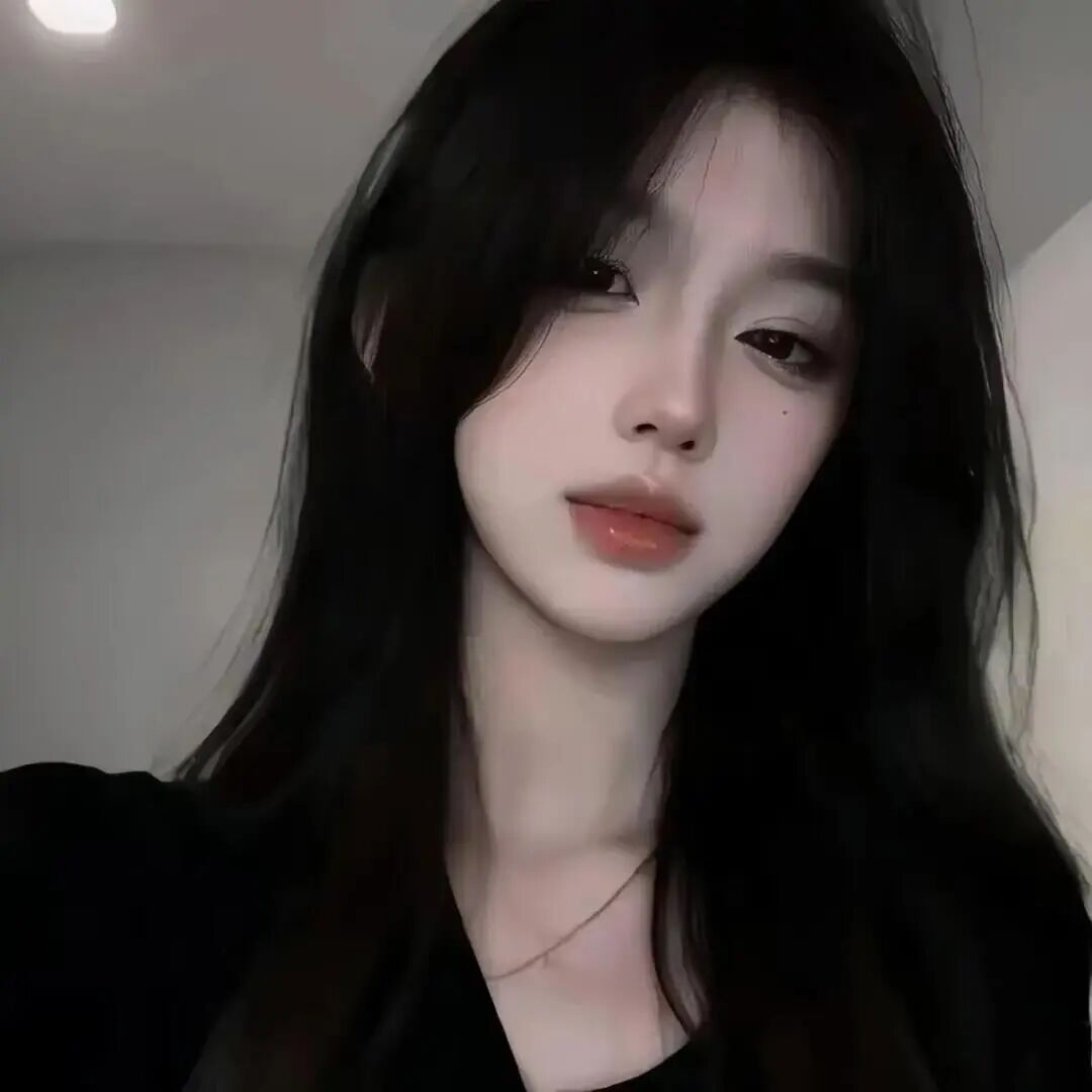 𝗪𝗲𝗖𝗵𝗮𝘁头像 ‖女生头像‖氛围感‖优质女头‖小众高级 ‖无水印女