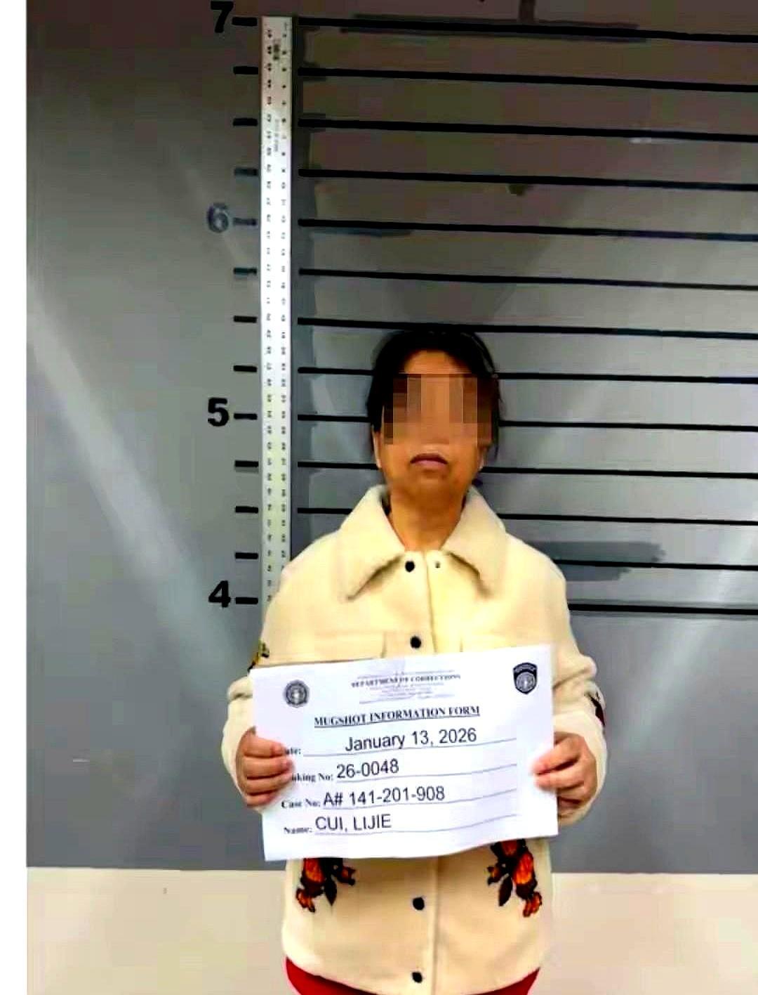 李湘的账号一夜之间被“关禁闭”，三千多万粉丝只能围观不能说话。平台一句“违反规定