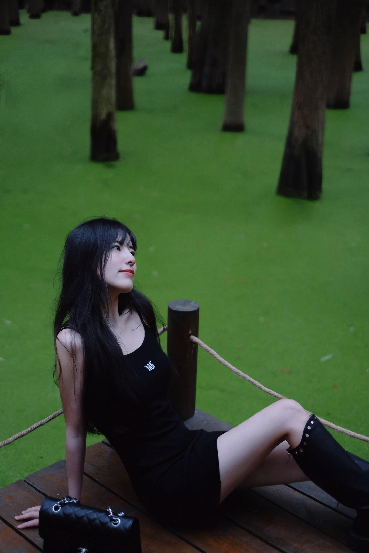 居然有1000个粉丝了诶。开心！