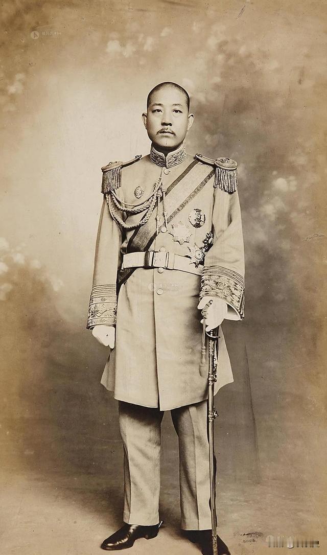 1946 年 12 月 18 日，南京雨花台刑场一声枪响，61 岁的齐燮元结束了