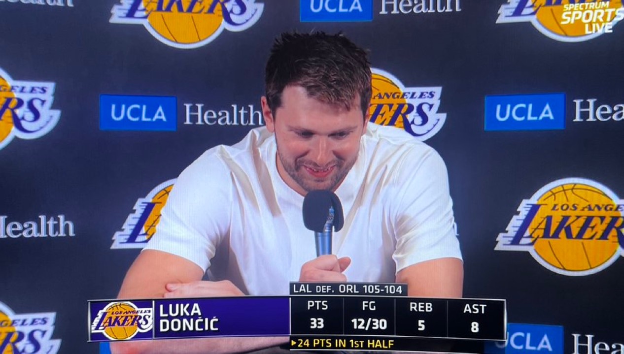 东契奇谈到自己的第16次技术犯规：“我当然希望（这次技犯能被撤销）。很明显，最后