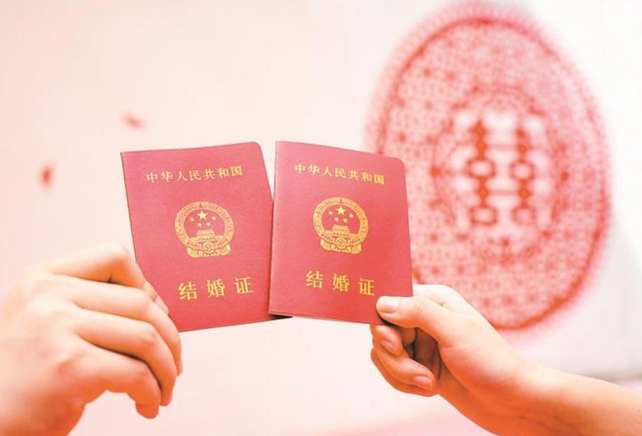 领证第二天就离婚？这波操作把自己送进牢里！贵阳一女子收取十余万彩礼钱后，领证次日