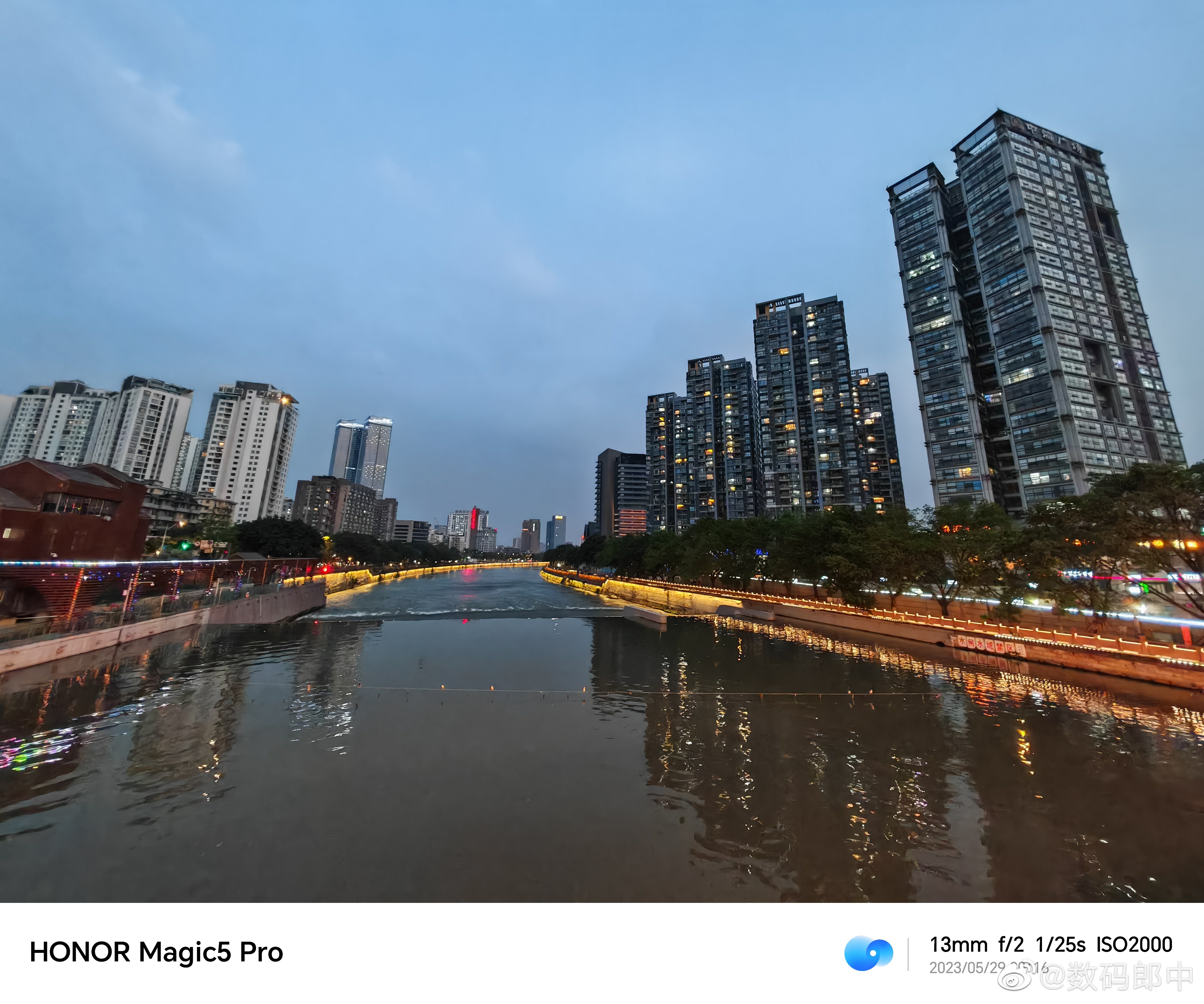 #荣耀Magic5系列拍照盲猜没输过#这简直就是对带有色眼镜看荣耀的人赤裸裸的讽