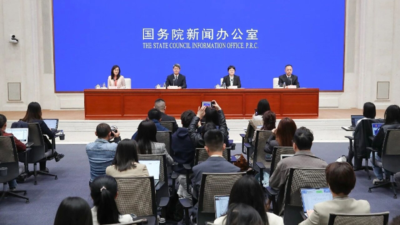 495.8万基站背后：中国数字基建如何从“有”到“优”？