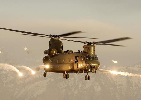 突袭委内瑞拉的美军精锐部队出动，大批军机急飞欧洲，目标是谁？
        这