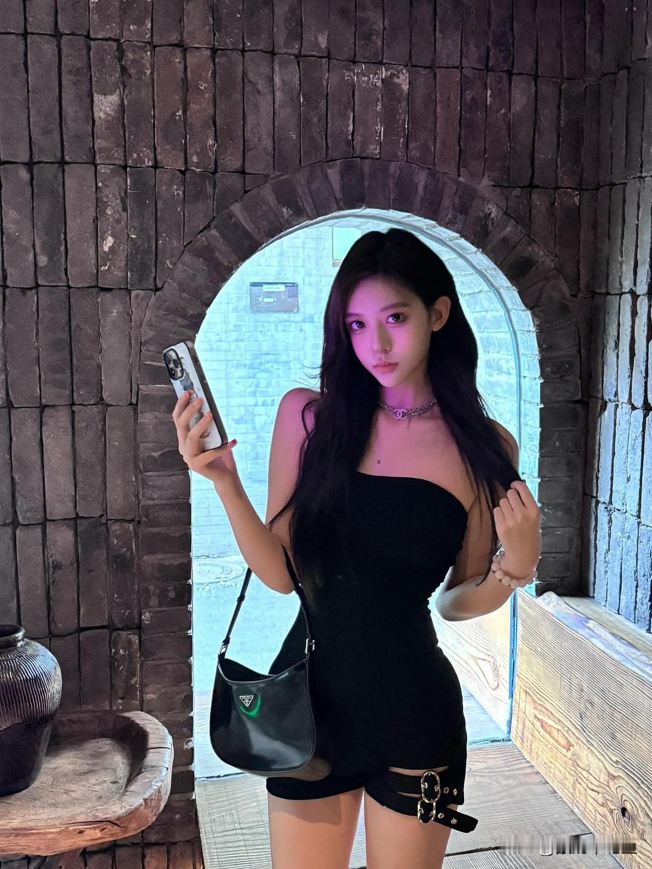 气质穿搭怎么穿才恰到好处?人生一世，草木一秋