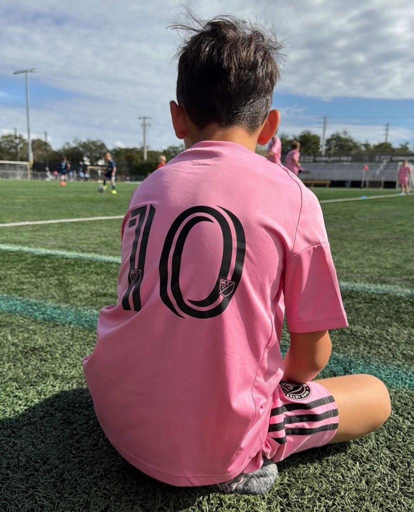 安妞INS！！梅西梅西