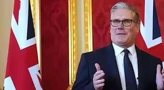 英国首相斯塔默公开表示，英国将推出更偏向商业合作的政策，称密切的商业往来对英国有