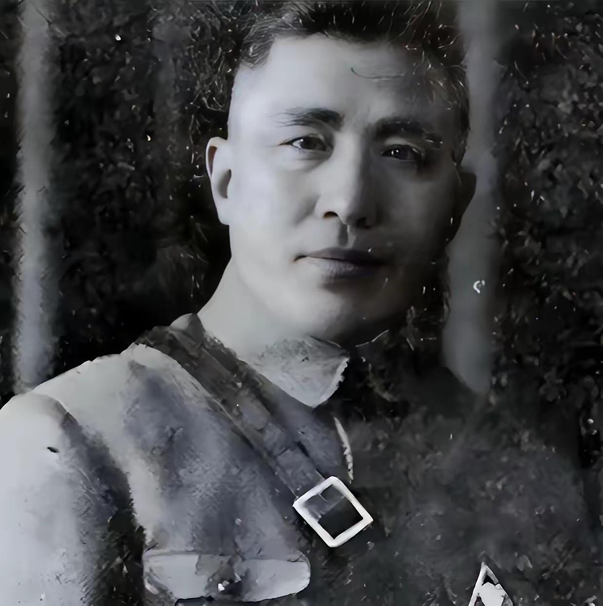 蒋介石最恨的叛将不是傅作义，也不是陈明仁，而是这位他一手培养，潜伏了二十年的黄埔