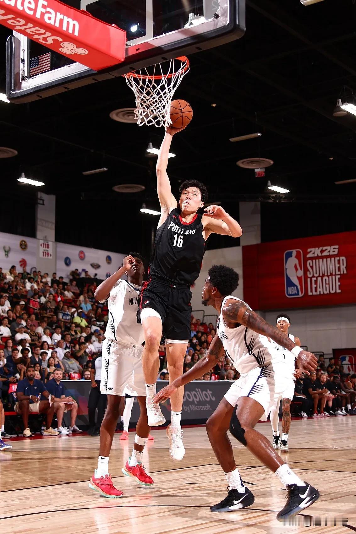 严重被低估了，杨瀚森爆砍15分刷新NBA生涯得分新高！

今天杨瀚森又爆发了，全