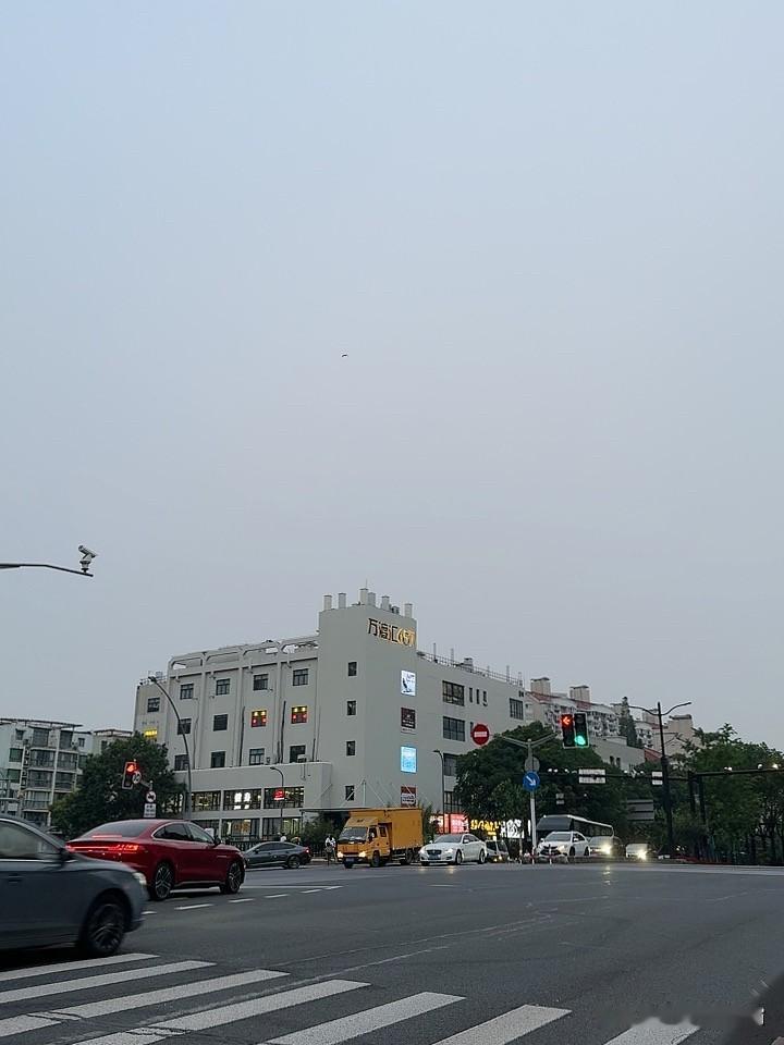 为我的真诚创作点赞！ 👍❤️🔥你也快来发布一条吧！带记录真实生活话题，更容易