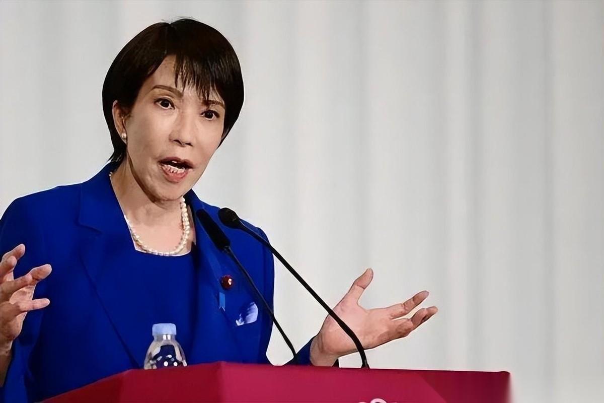 日本的能源危机越来越严重，没油可用的日子里，他们四处求帮忙，先是找中国求助被拒，