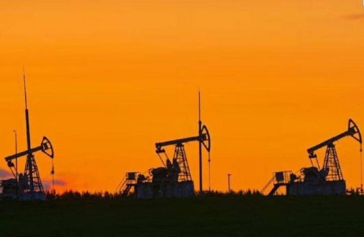 中国炼厂买不到委内瑞拉原油，开始纷纷转向加拿大，白宫这下彻底傻眼了！
 
过去几