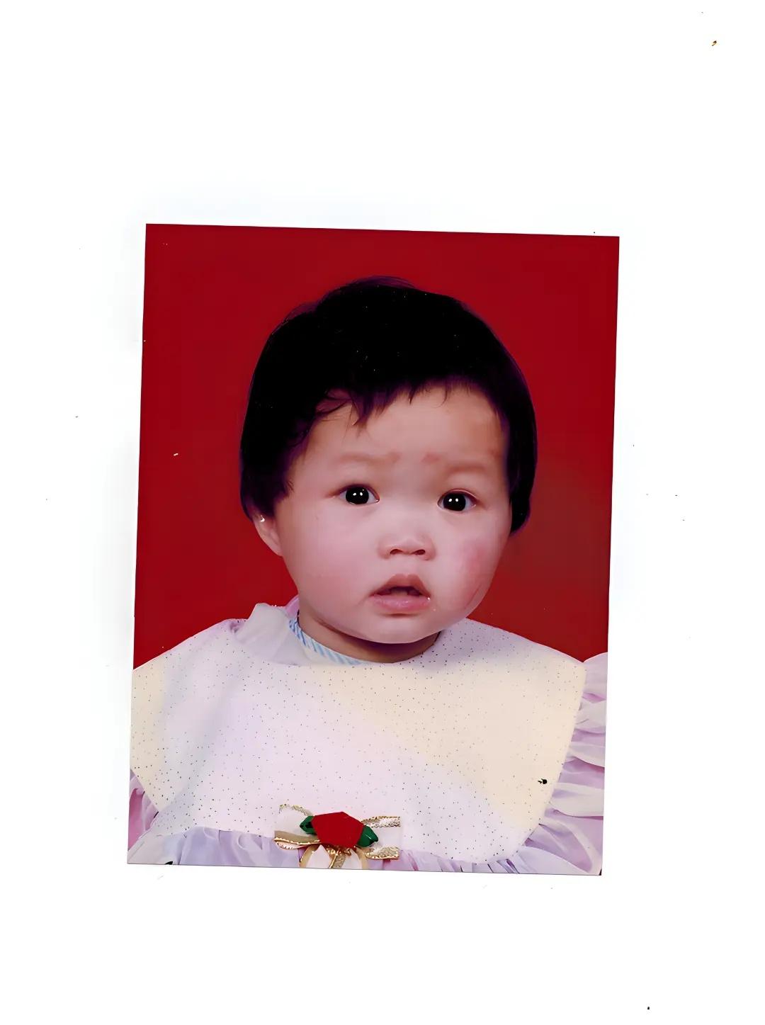 98年出生湖南郴州北湖公园女孩寻亲
大家好，这是一则1998年出生的湖南郴州女孩