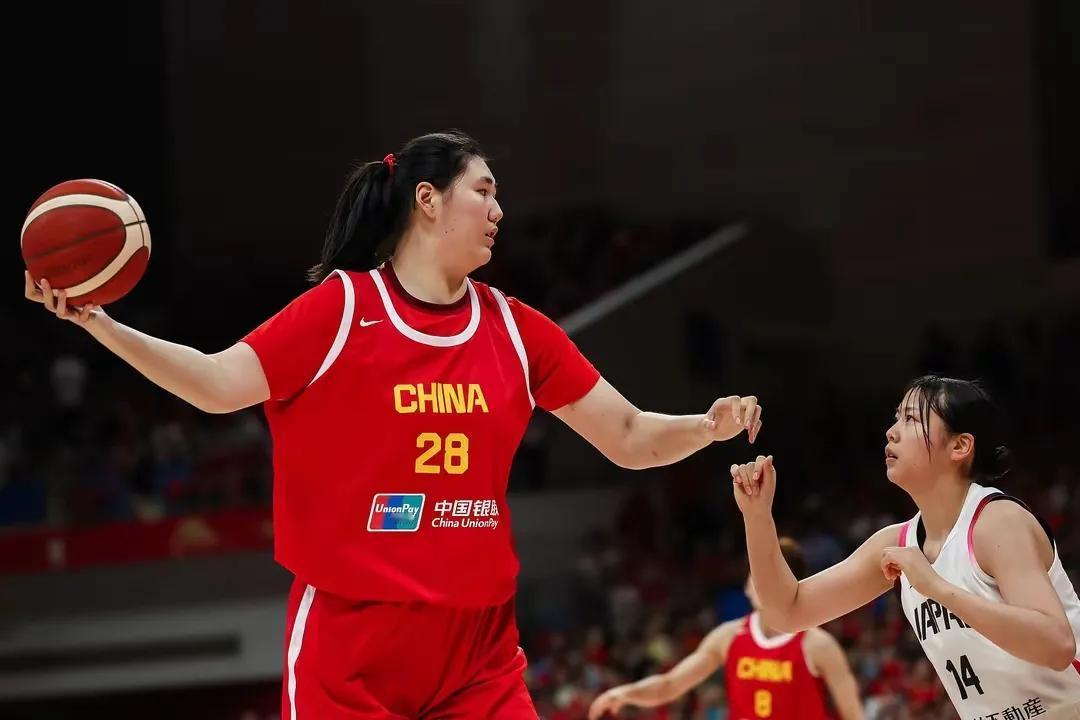 连续缺阵决赛大杀招
中国女篮热身赛最后练兵！
张子宇连续缺阵背后藏着什么牌？
