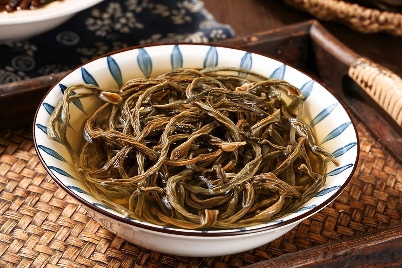 趁着冬季囤4种菜，没有冰箱都能放一年，炖肉做菜非常香，很实用
这篇文章介绍了四种