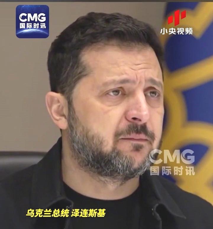 泽连斯基终于妥协了，愿意暂停对俄罗斯炼油厂的打击，为期30天，以换取美国在防空导