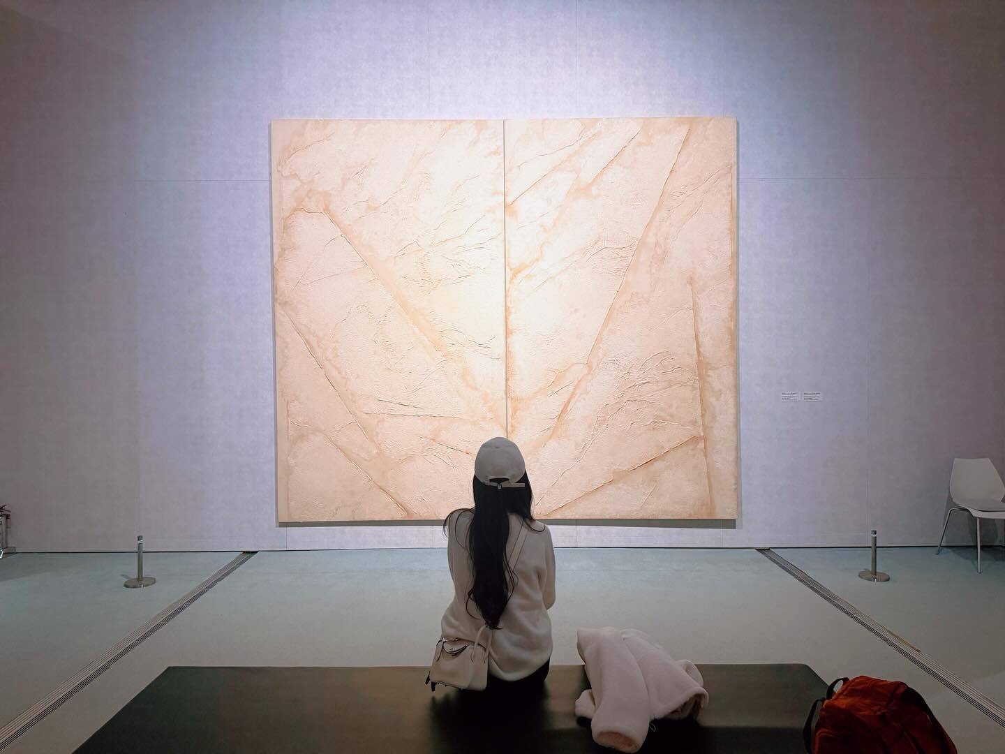 wxy 宣仪的ins更新咯“흘리는 시간❤️🩹”