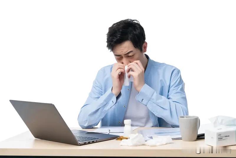 男生感冒后免疫力低下，症状可不少。首先会经常感到疲倦，可能平时轻松完成的工作，感