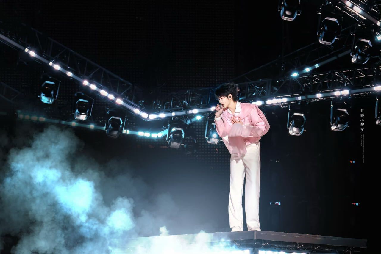 穆祉丞的桃仙造型好🔥浙江卫视都放置顶了穆祉丞