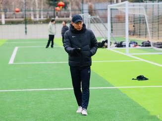 泰山城建恢复训练备战新赛季，第一练以体能测试为主，球员全力以赴网页链接