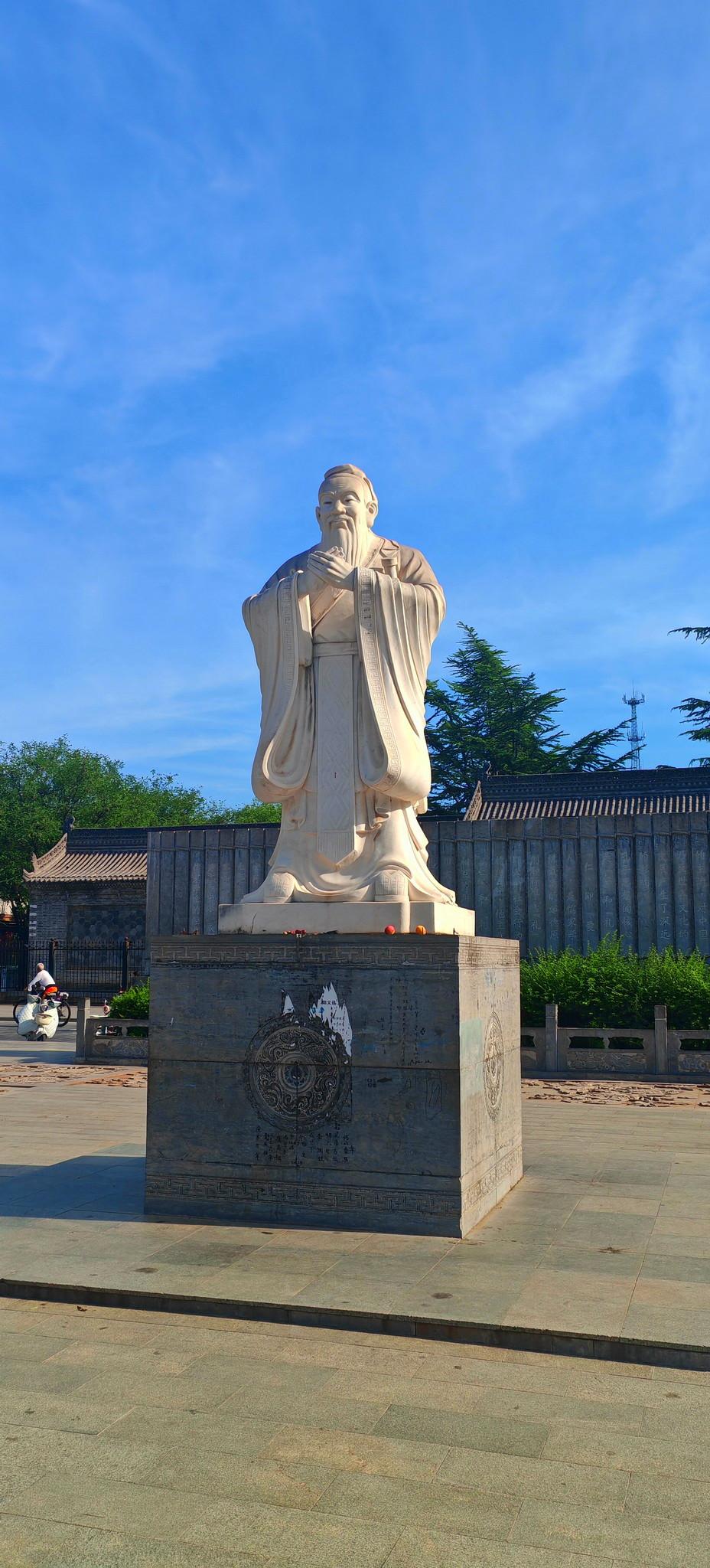 家里有学生、有考生注意了！你知道吗？西安周边还藏着一个拜孔子的地方，叫“泾阳文庙