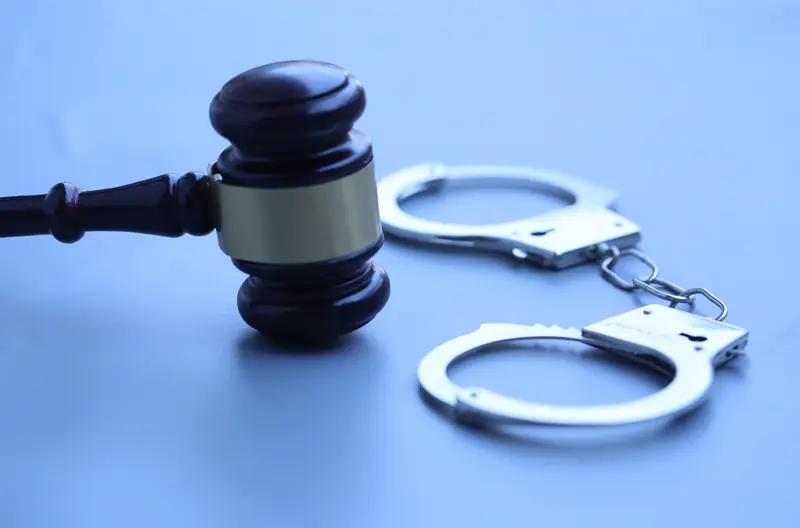 大连这起23岁女子徐园与男友单某争执中刀死亡案，真的太让人意难平了。2022年2