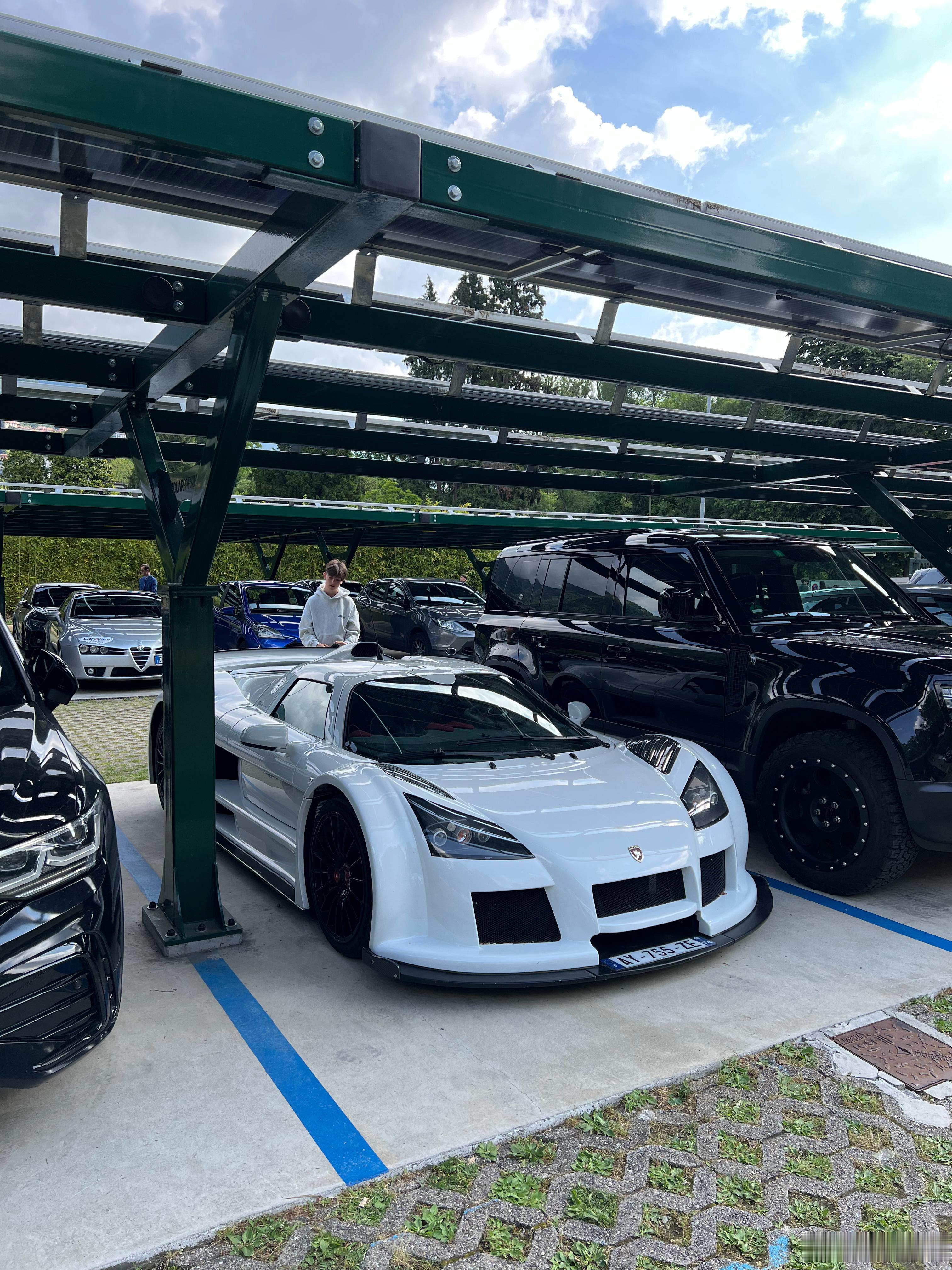 游客开的车[doge]这Apollo车主直接都进情报群里预告了汽场全开德国汽车见