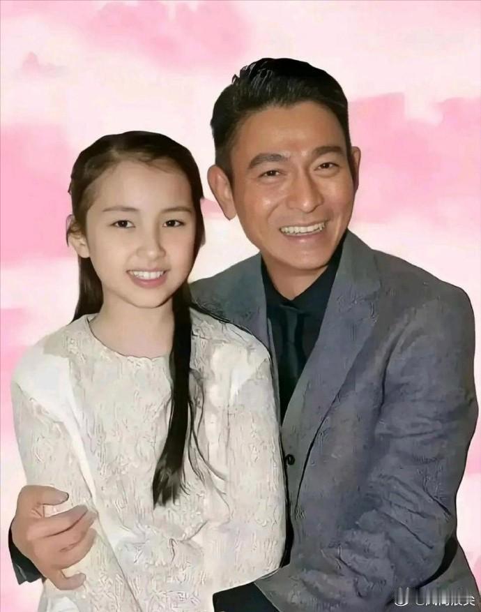 刘德华和她的女儿刘向蕙，女儿长得更像妈妈？